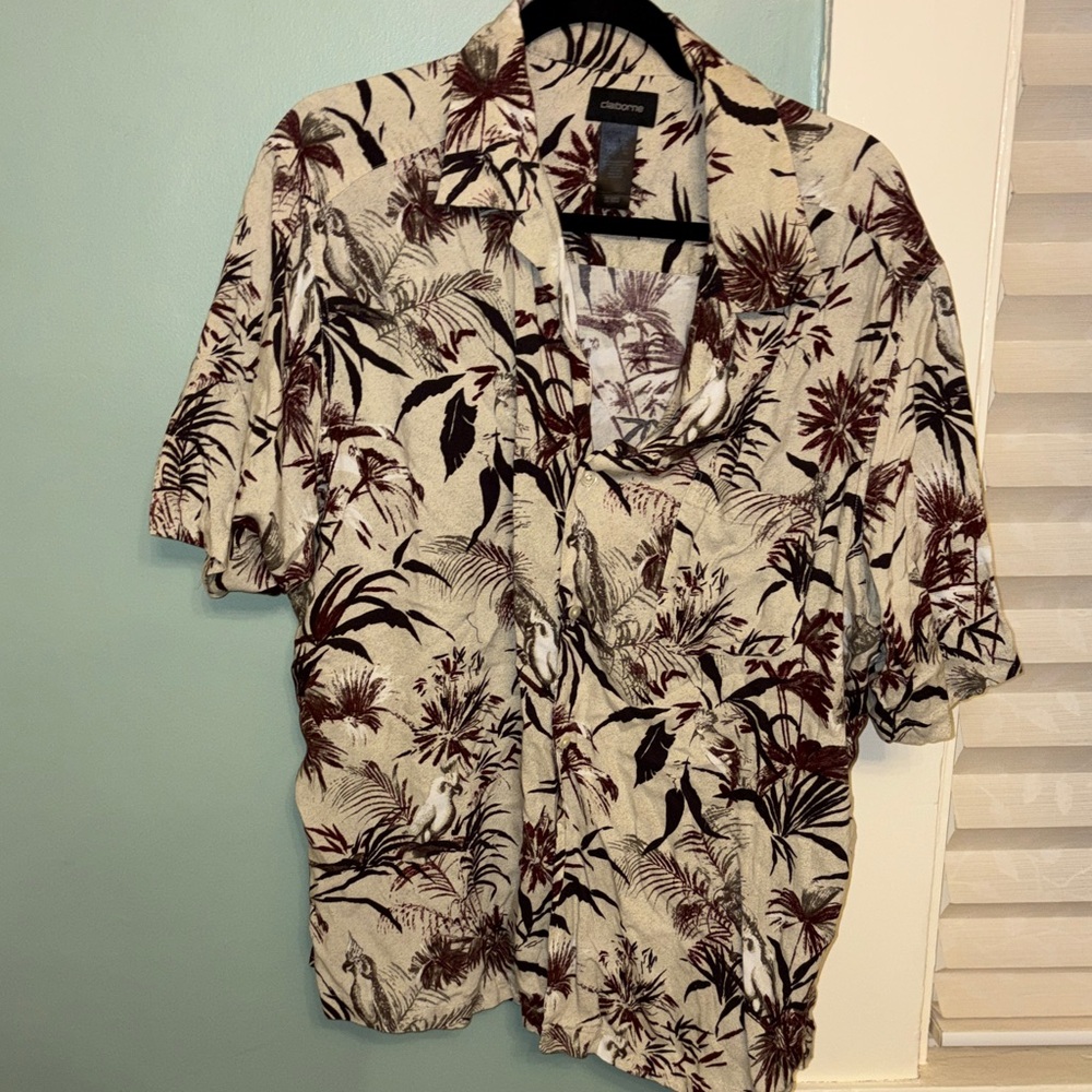 Claiborne Hawaiian Shirt Men’s XL Cream Tropical Floral Short Sleeve